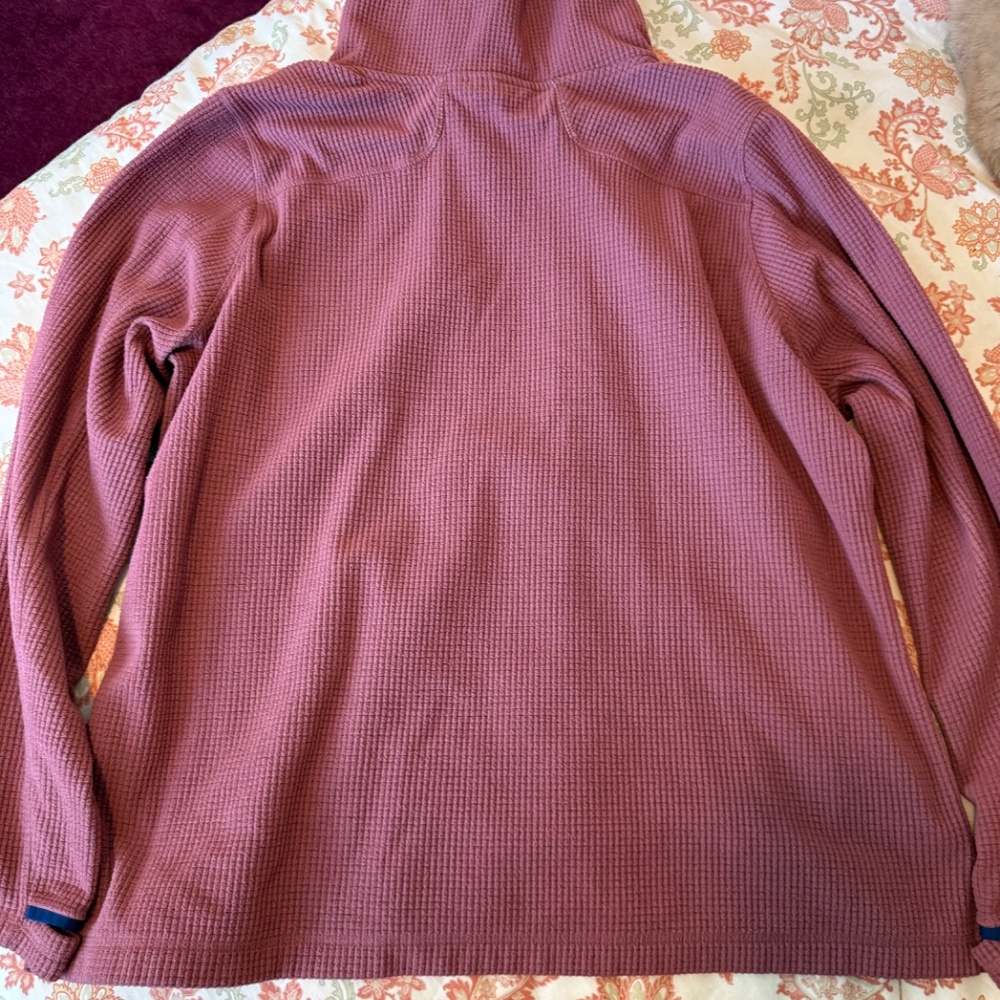 LL Bean Fleece Pullover - Picture 2 of 4